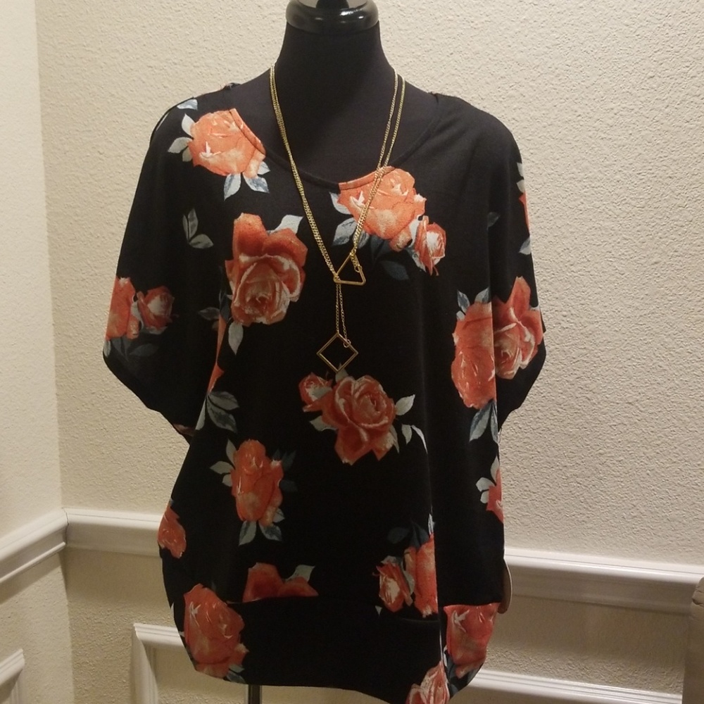 Rose Print Top w Built in Necklace